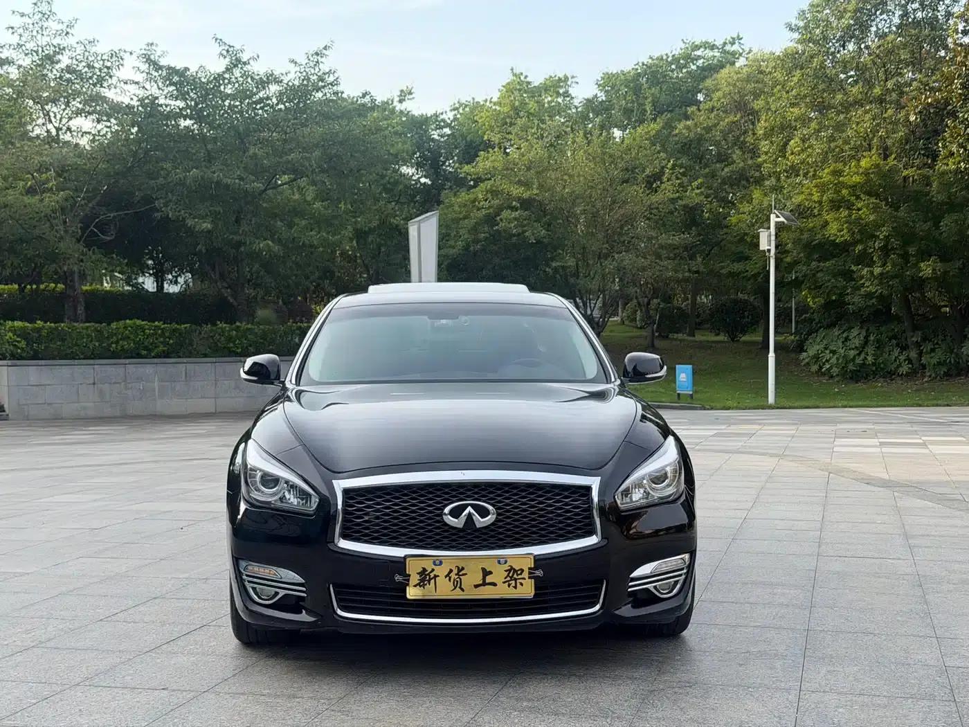 Infiniti Q70 2017 Q70L 2.5L Elite Edition — миниатюра 2
