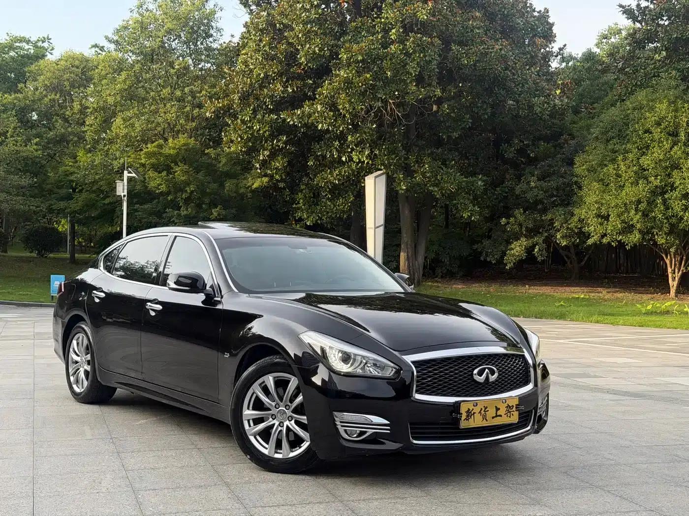 Infiniti Q70 2017 Q70L 2.5L Elite Edition — миниатюра 3