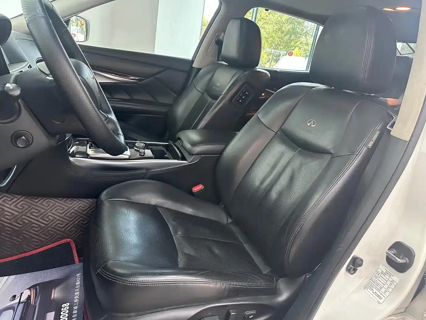 Infiniti Q70 2013 Q70L 2.5L Luxury Edition — миниатюра 17