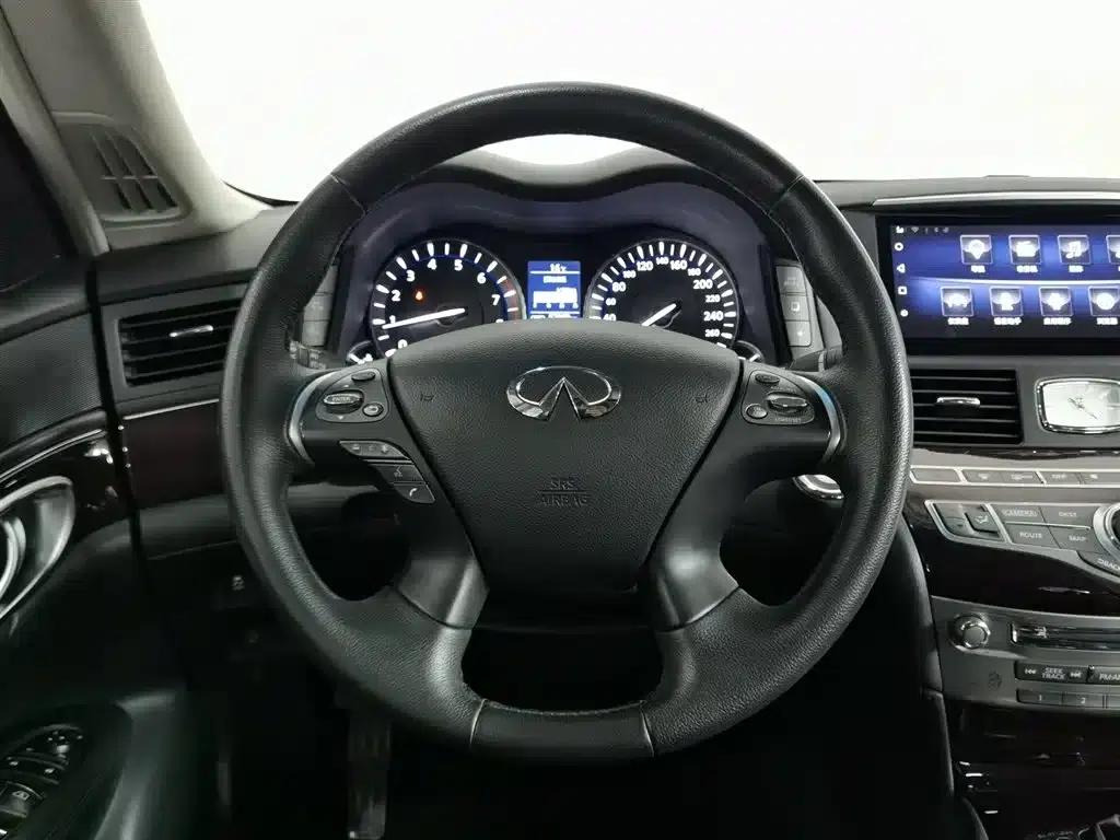 Infiniti Q70 2019 Q70L 2.0T Enjoy Edition — миниатюра 11
