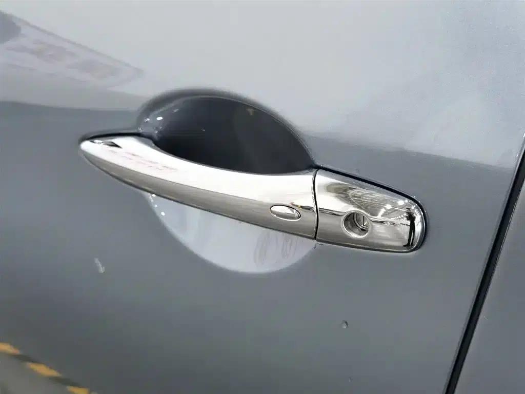 Infiniti Q70 2019 Q70L 2.0T Enjoy Edition — миниатюра 18