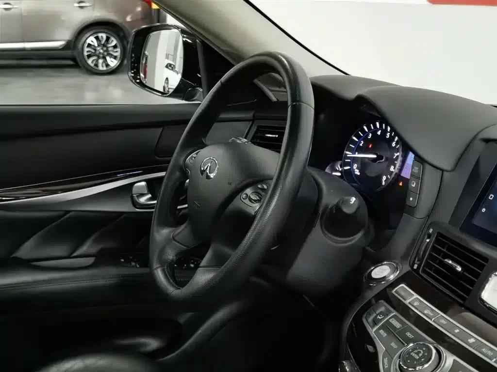Infiniti Q70 2019 Q70L 2.0T Enjoy Edition — миниатюра 22