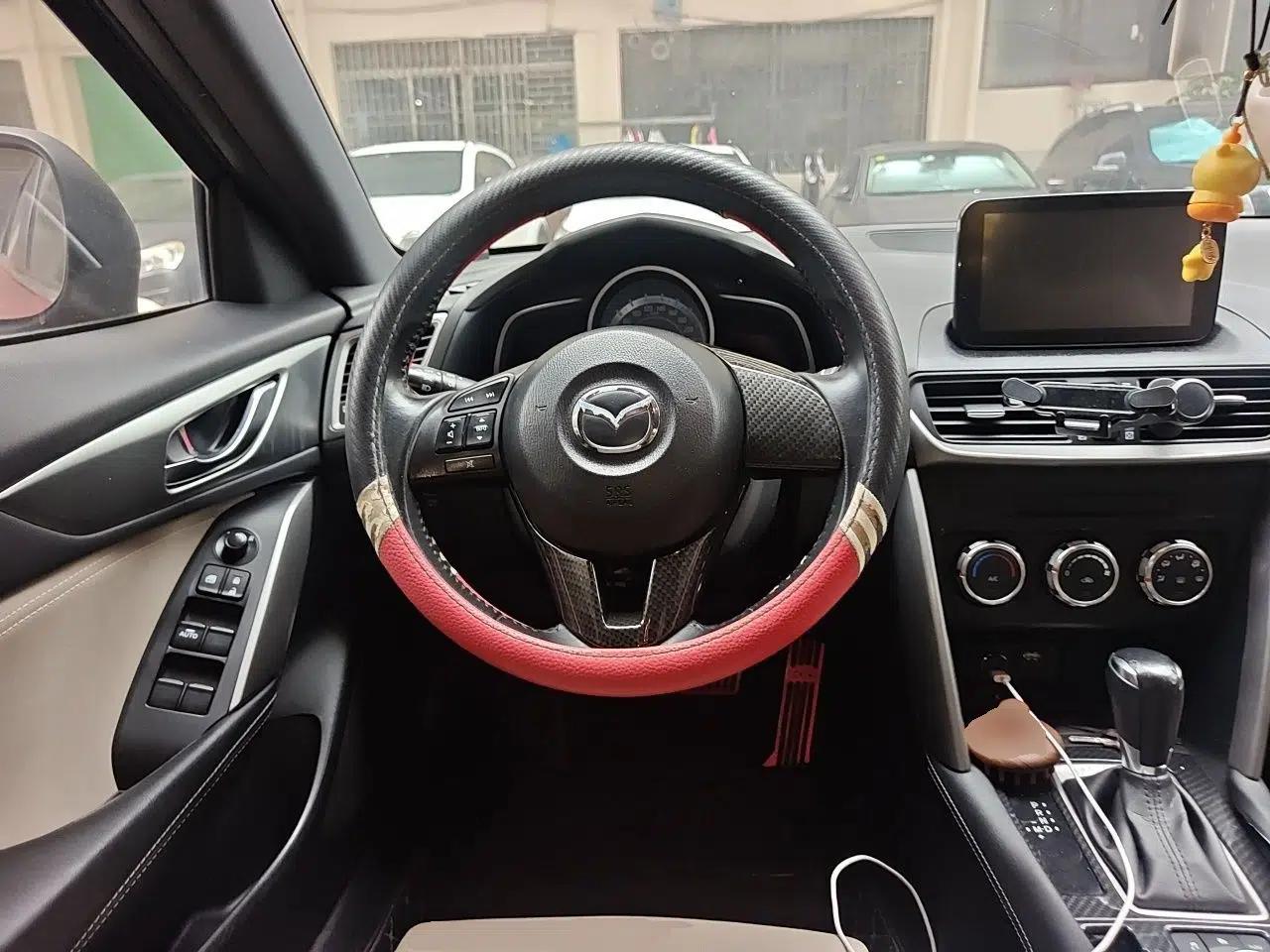 Mazda CX-4 2016 2.0L Automatic 2WD Blue Sky Dynamic Leather Edition — миниатюра 10
