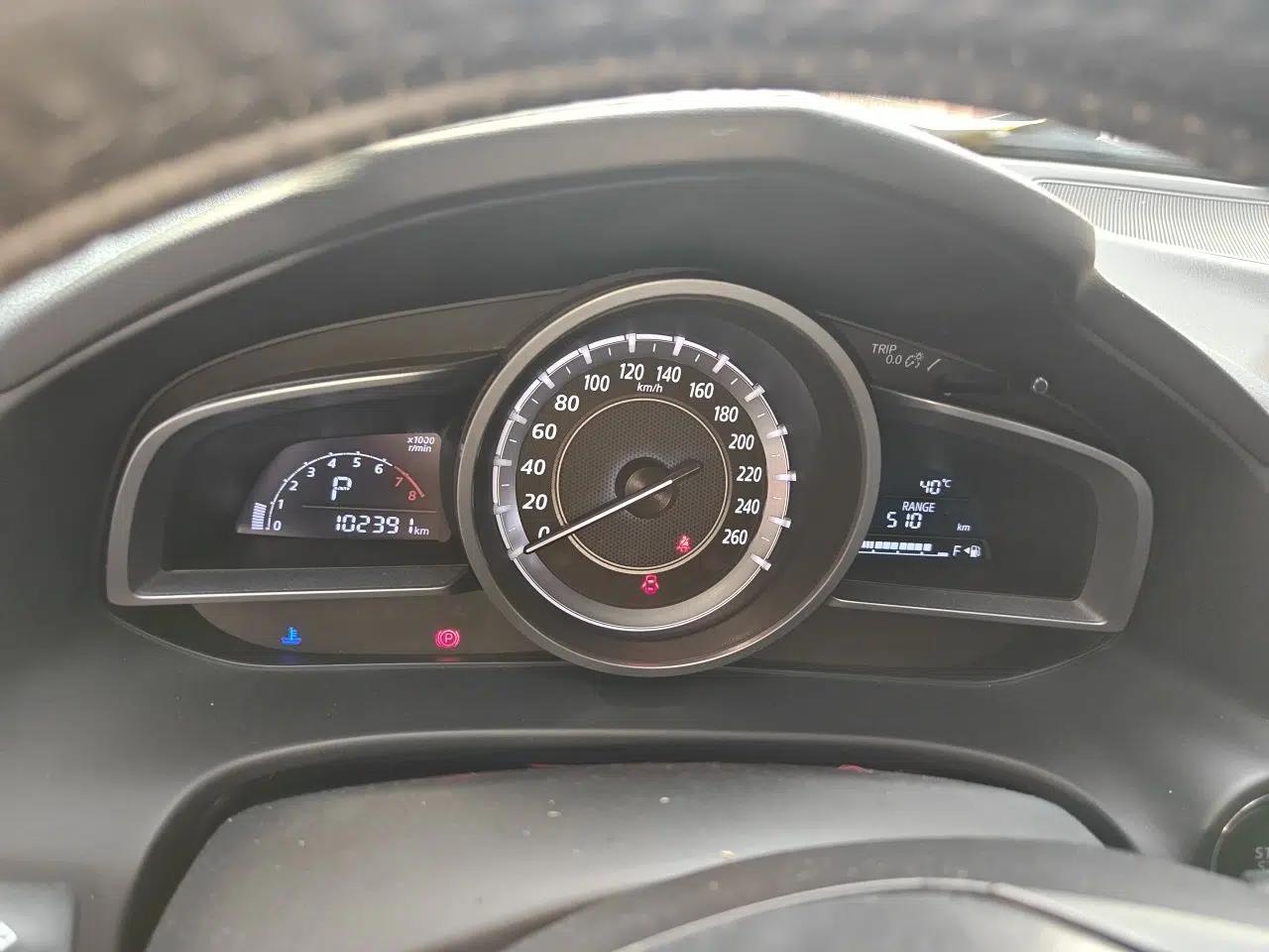 Mazda CX-4 2016 2.0L Automatic 2WD Blue Sky Luxury Edition — миниатюра 11