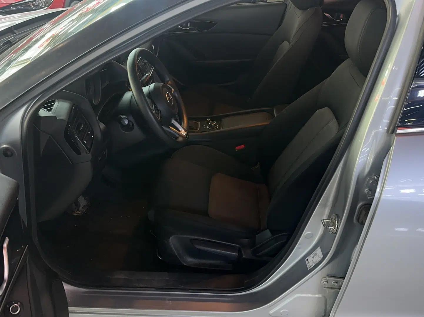 Mazda CX-4 2020 2.0L Automatic Two-Wheel Drive Blue Sky Dynamic Edition — миниатюра 14