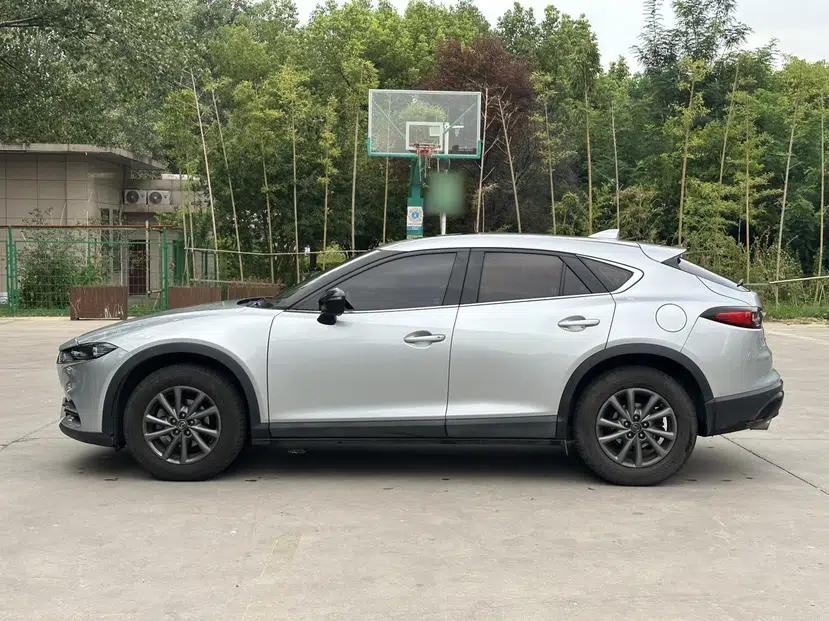 Mazda CX-4 2020 2.0L Automatic Two-Wheel Drive Blue Sky Dynamic Edition — миниатюра 7