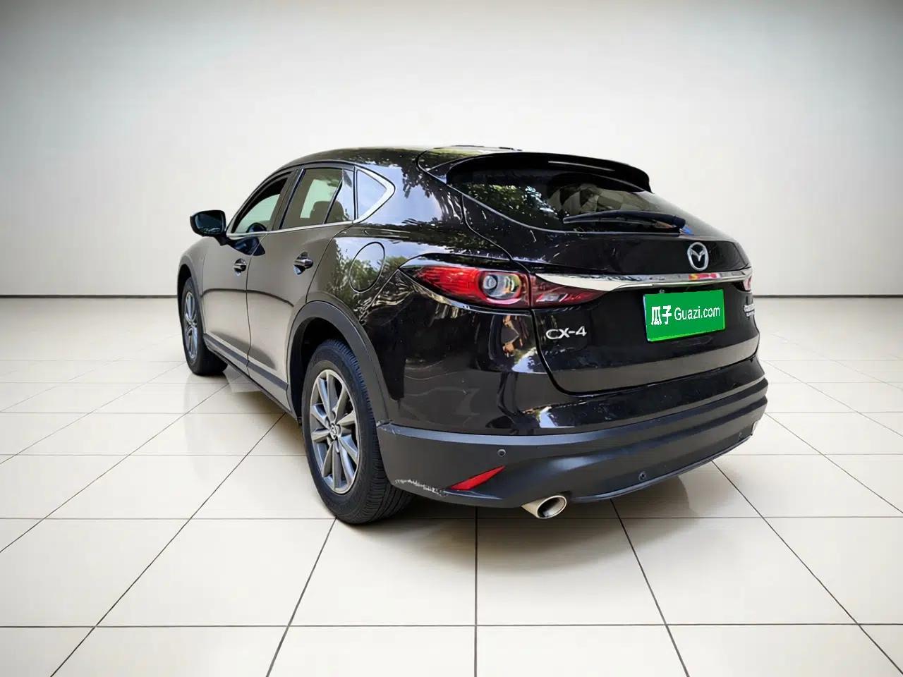 Mazda CX-4 2021 2.0L Automatic Two-Wheel Drive Blue Sky Exploration Edition — миниатюра 4