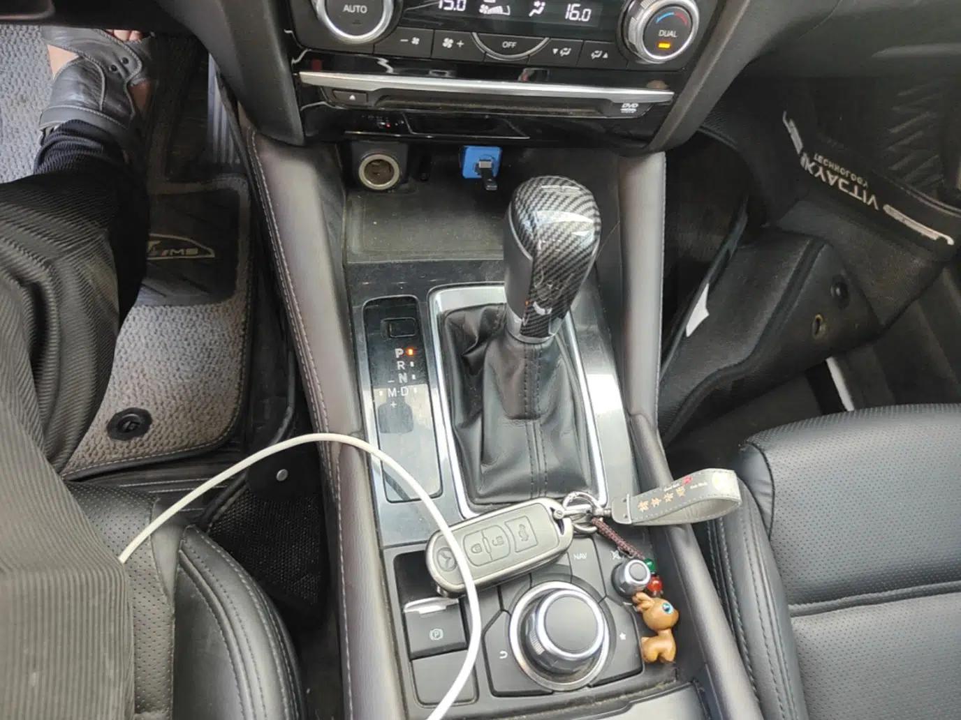 Mazda Atenza 2018 2.5L Skyactiv Sport Version China V Standard — миниатюра 16