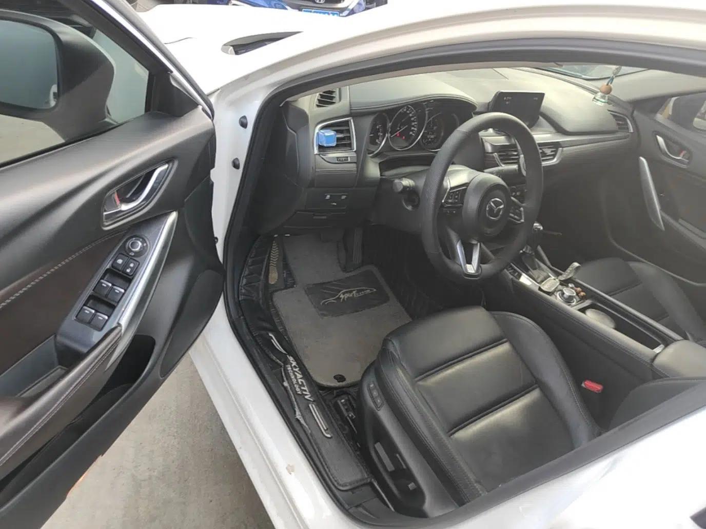 Mazda Atenza 2018 2.5L Skyactiv Sport Version China V Standard — миниатюра 18