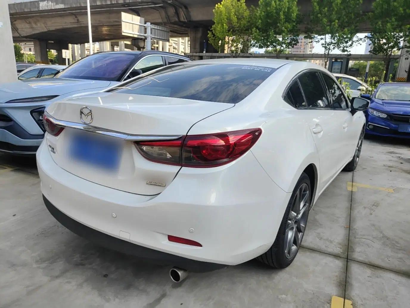 Mazda Atenza 2018 2.5L Skyactiv Sport Version China V Standard — миниатюра 6