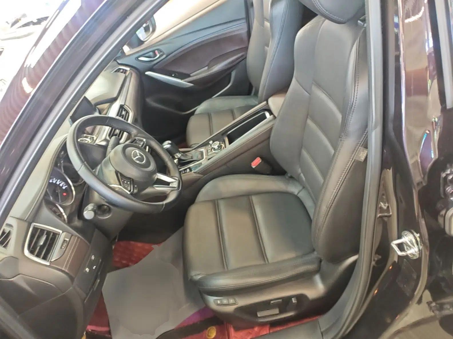 Mazda Atenza 2018 2.5L Skyactiv Sport Version China V Standard — миниатюра 17