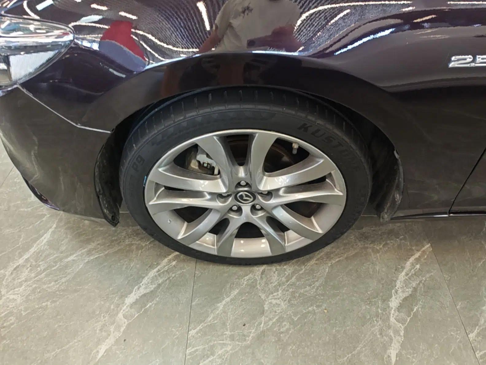 Mazda Atenza 2018 2.5L Skyactiv Sport Version China V Standard — миниатюра 10