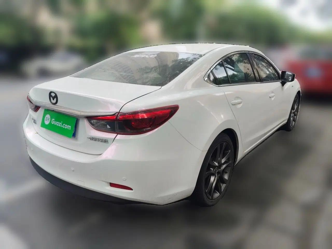Mazda Atenza 2018 2.5L Skyactiv Sport Version China V Standard — миниатюра 6