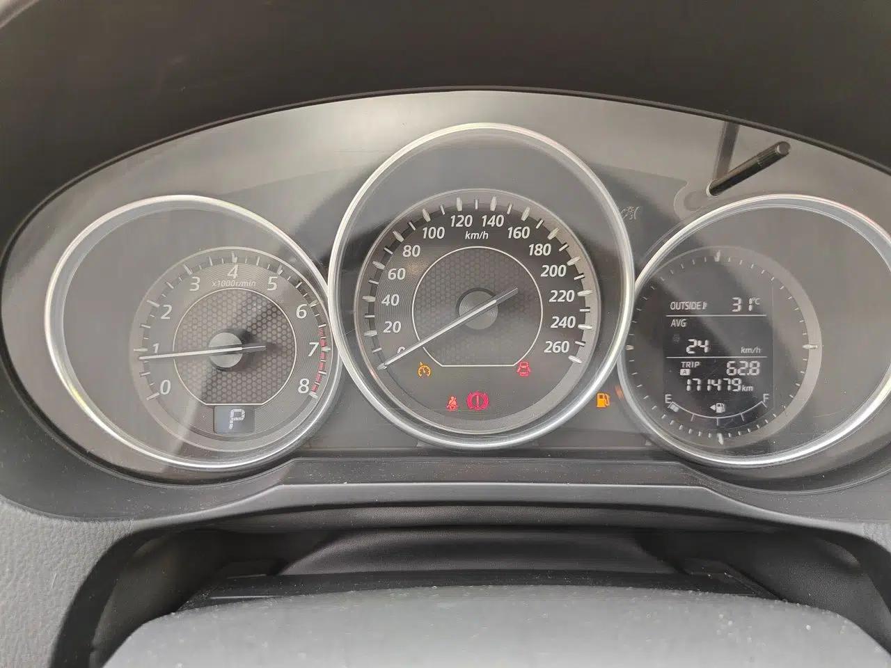 Mazda Atenza 2015 2.0L Blue Sky Luxury Edition — миниатюра 11