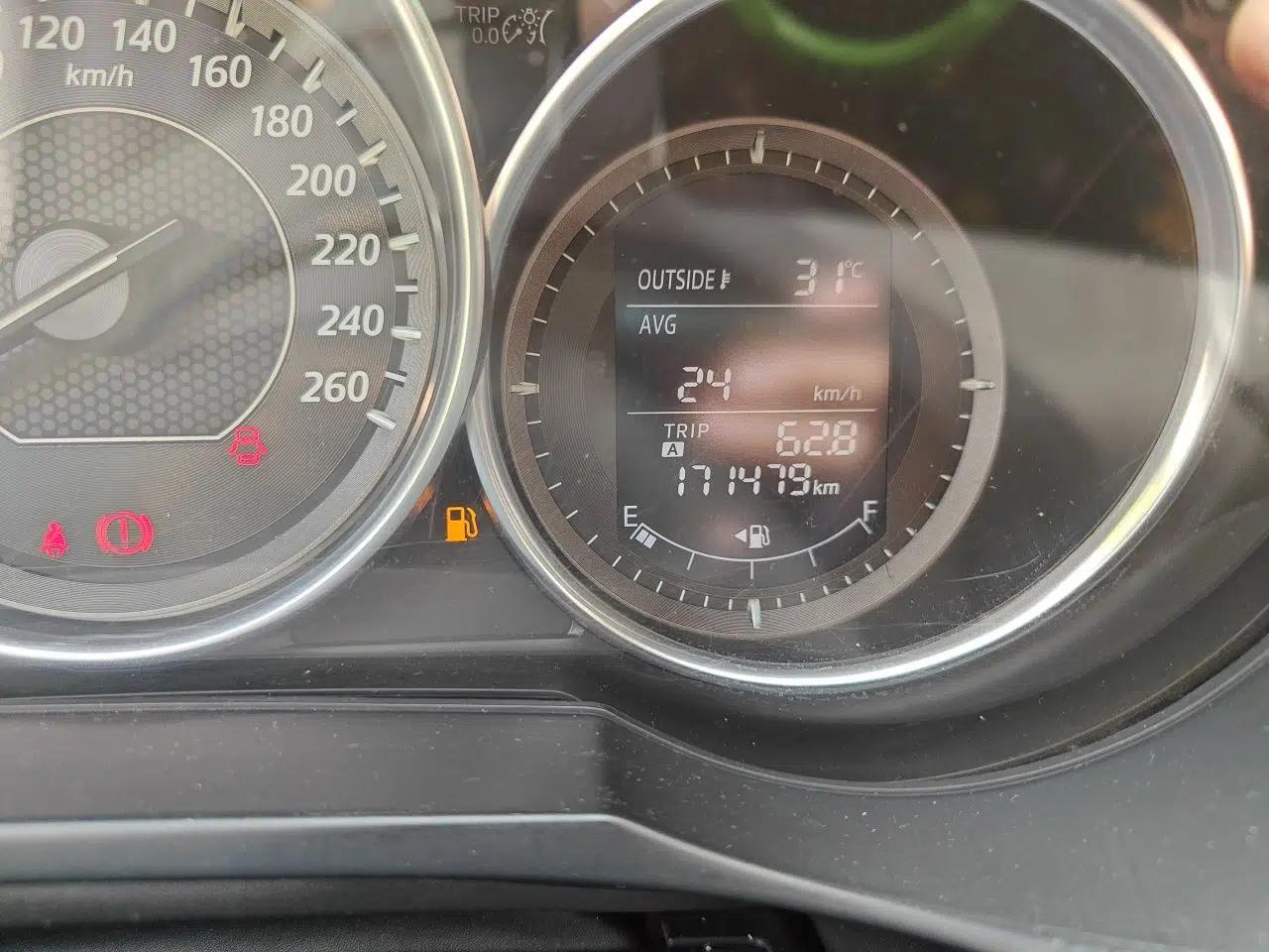 Mazda Atenza 2015 2.0L Blue Sky Luxury Edition — миниатюра 12