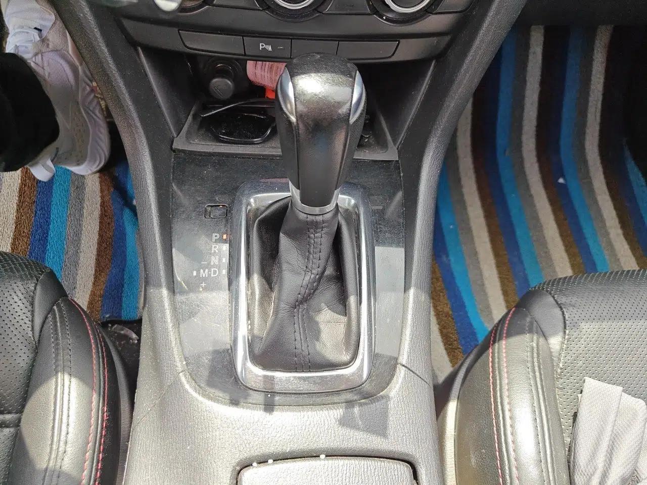 Mazda Atenza 2015 2.0L Blue Sky Luxury Edition — миниатюра 14
