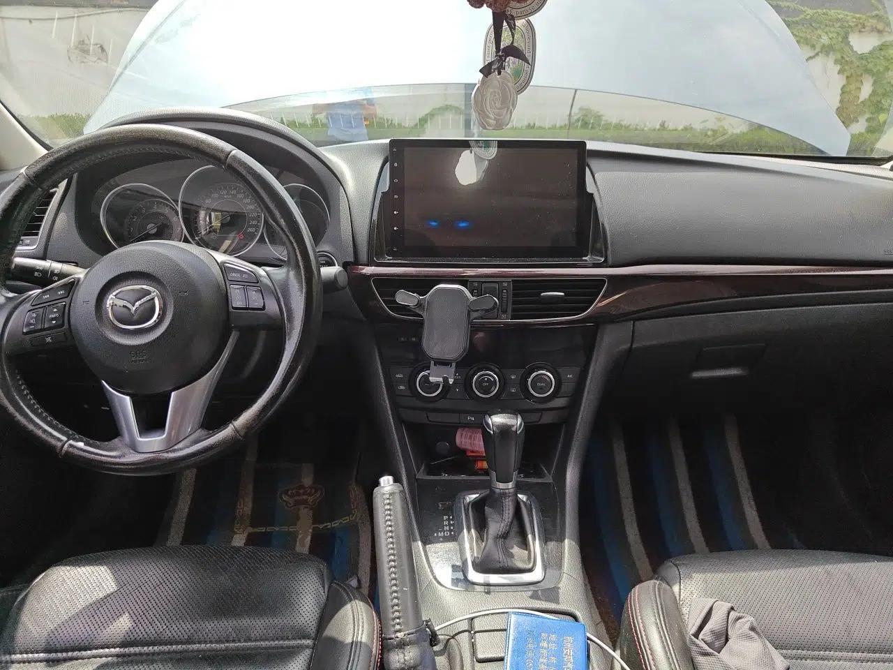 Mazda Atenza 2015 2.0L Blue Sky Luxury Edition — миниатюра 9