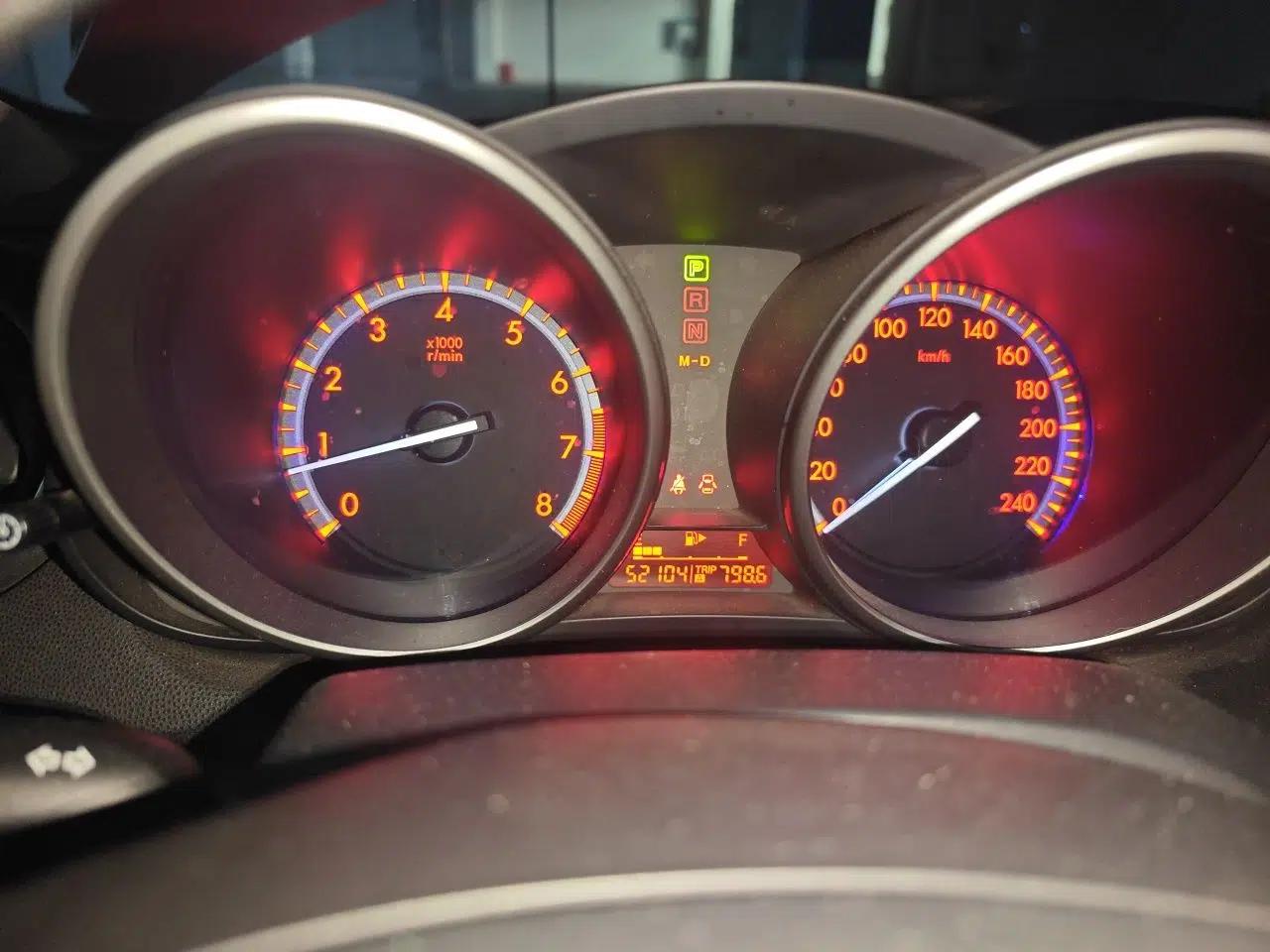 Mazda 3 2013 Hatchback 1.6L Automatic Elite Model — миниатюра 11