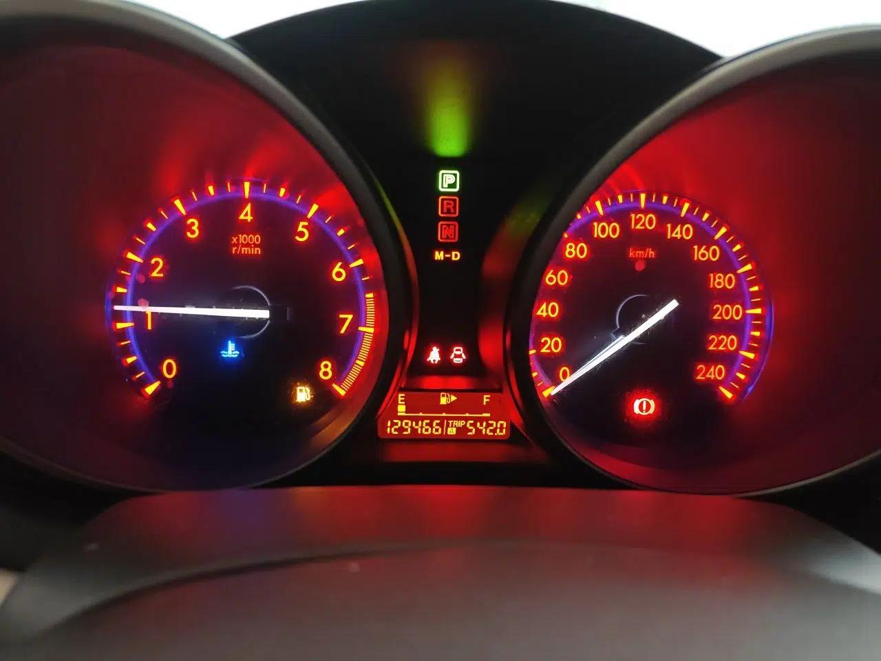 Mazda 3 2013 Hatchback 1.6L Automatic Elite Model — миниатюра 11