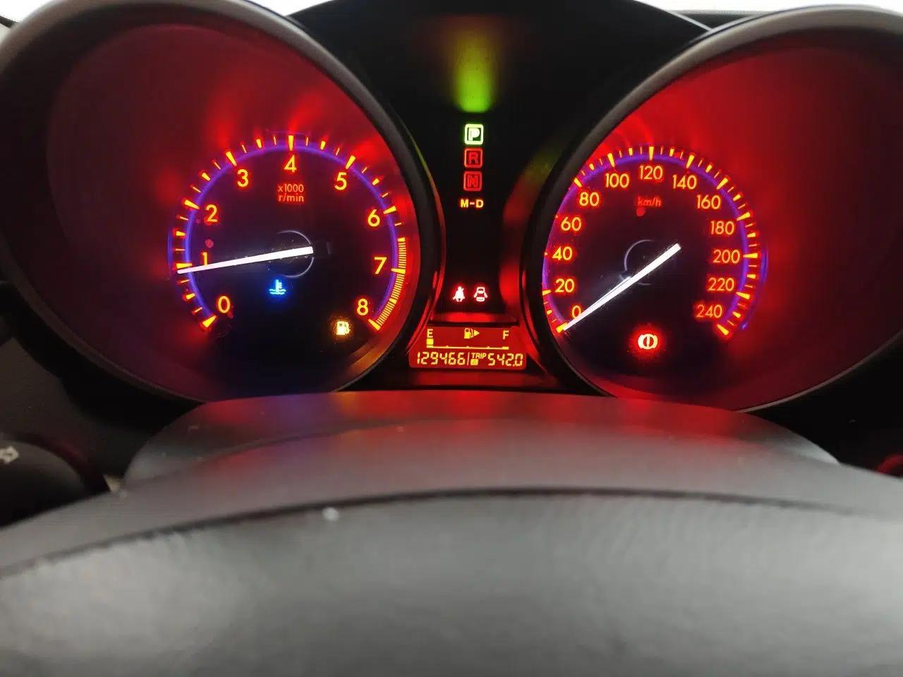 Mazda 3 2013 Hatchback 1.6L Automatic Elite Model — миниатюра 12