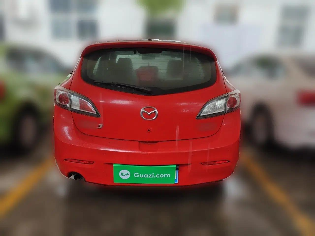Mazda 3 2013 Hatchback 1.6L Automatic Elite Model — миниатюра 5