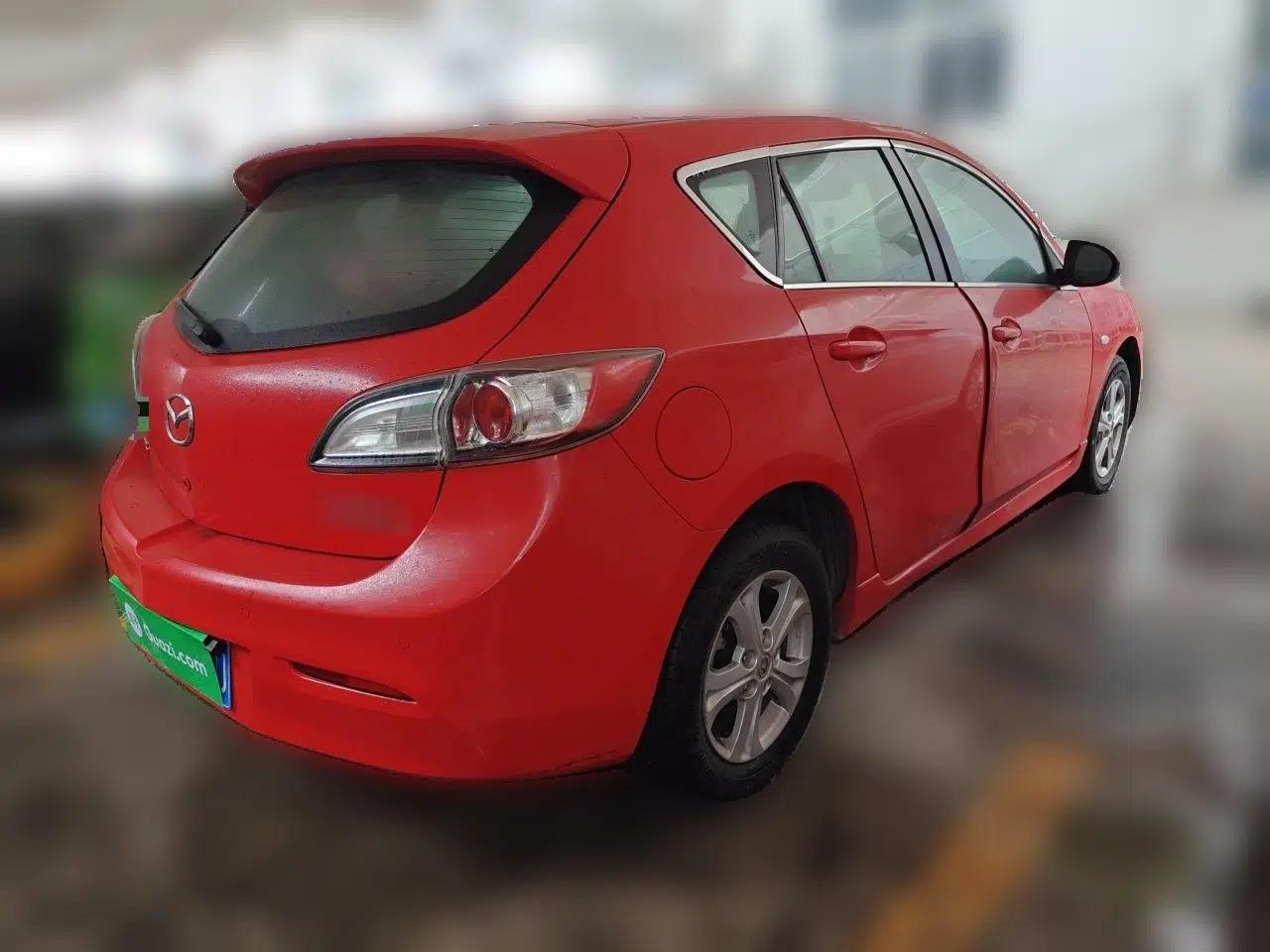 Mazda 3 2013 Hatchback 1.6L Automatic Elite Model — миниатюра 6
