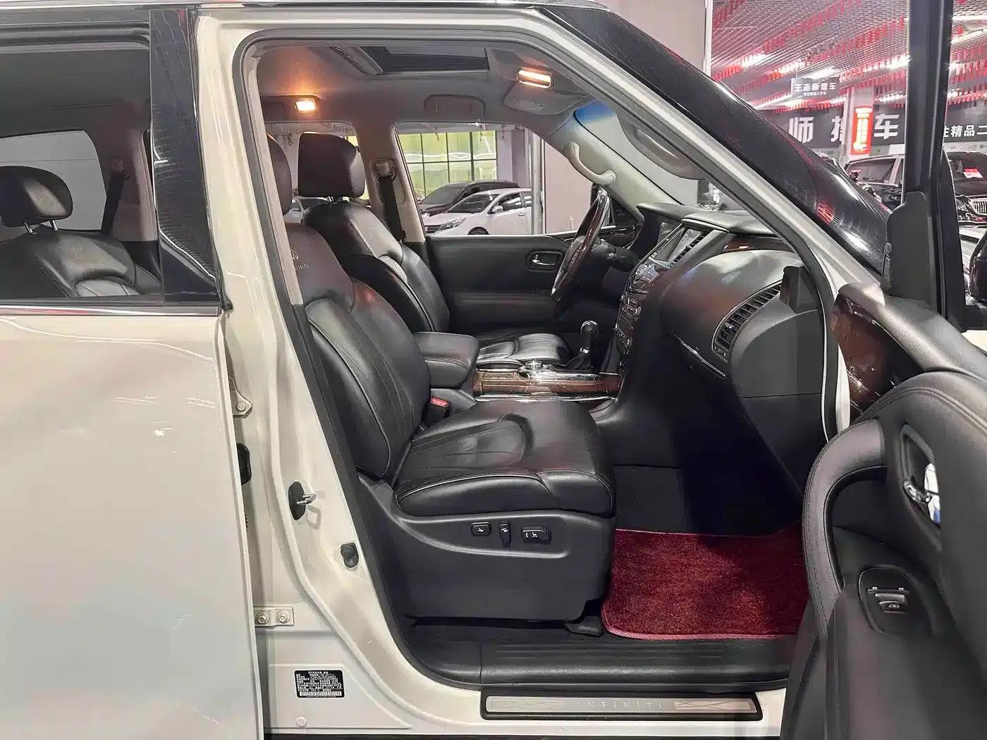 Infiniti QX80 2013 5.6L 4WD — миниатюра 7