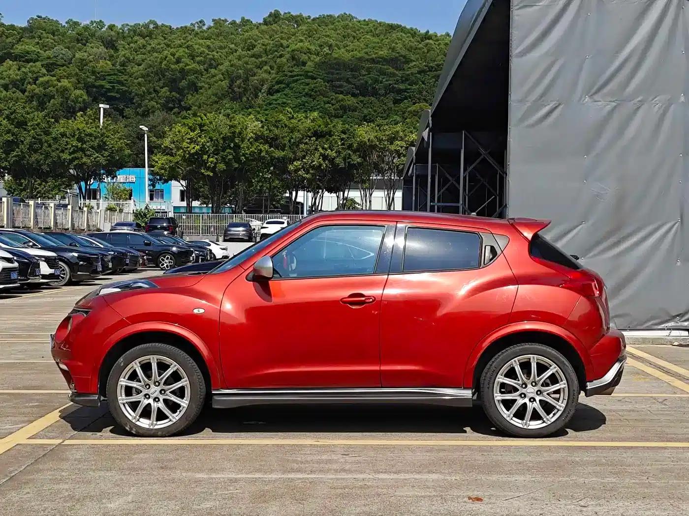 Infiniti ESQ 2014 1.6L Sporty Edition — миниатюра 7