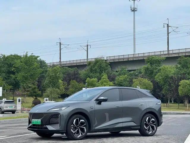 Deep Blue S07 2025 Model 285Max Huawei Qiankun Intelligent Driving ADS SE Edition