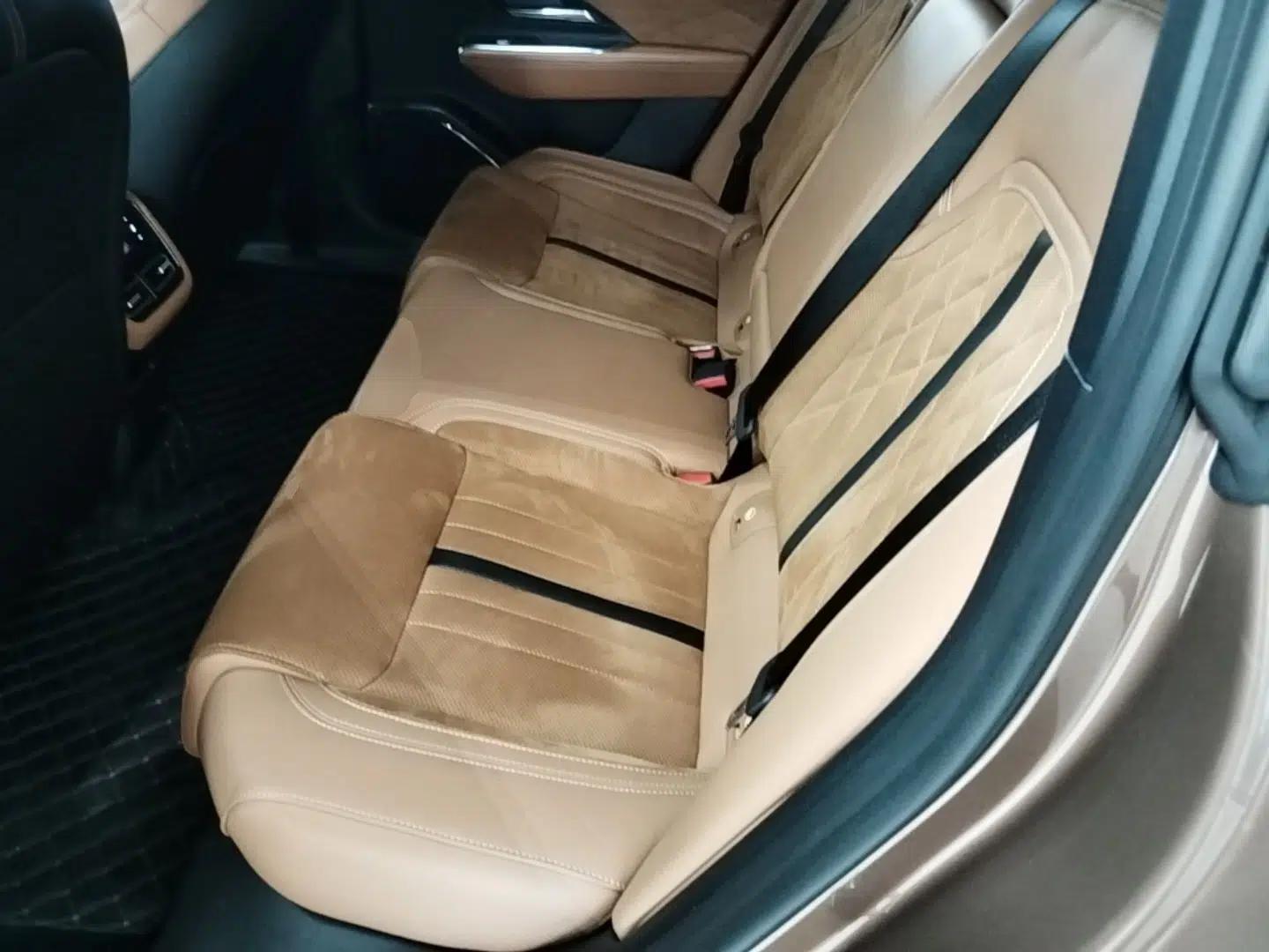 Mazda EZ-6 2024 Range-Extended 200 Luxury Edition — миниатюра 20