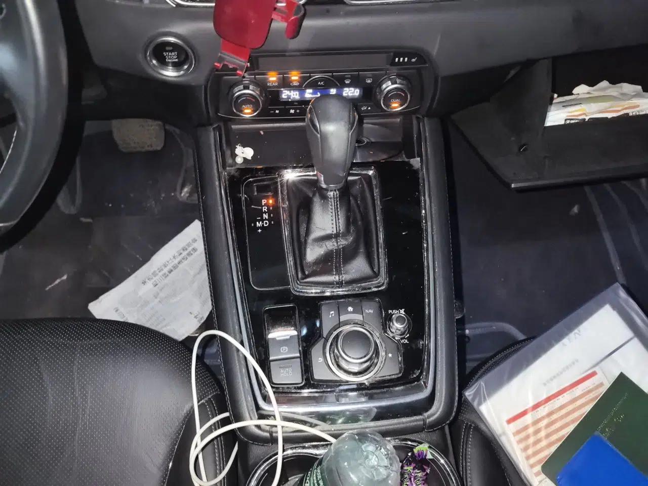 Mazda CX-8 2019 2.5L Four-Wheel Drive Deluxe Edition — миниатюра 14
