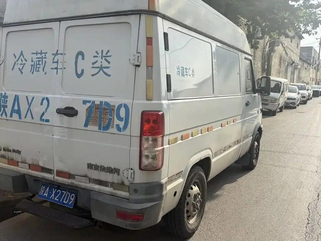 Iveco DeYi 2014 Model 2.8T-V35 NJ5044XXYQ3A43S4 — миниатюра 7
