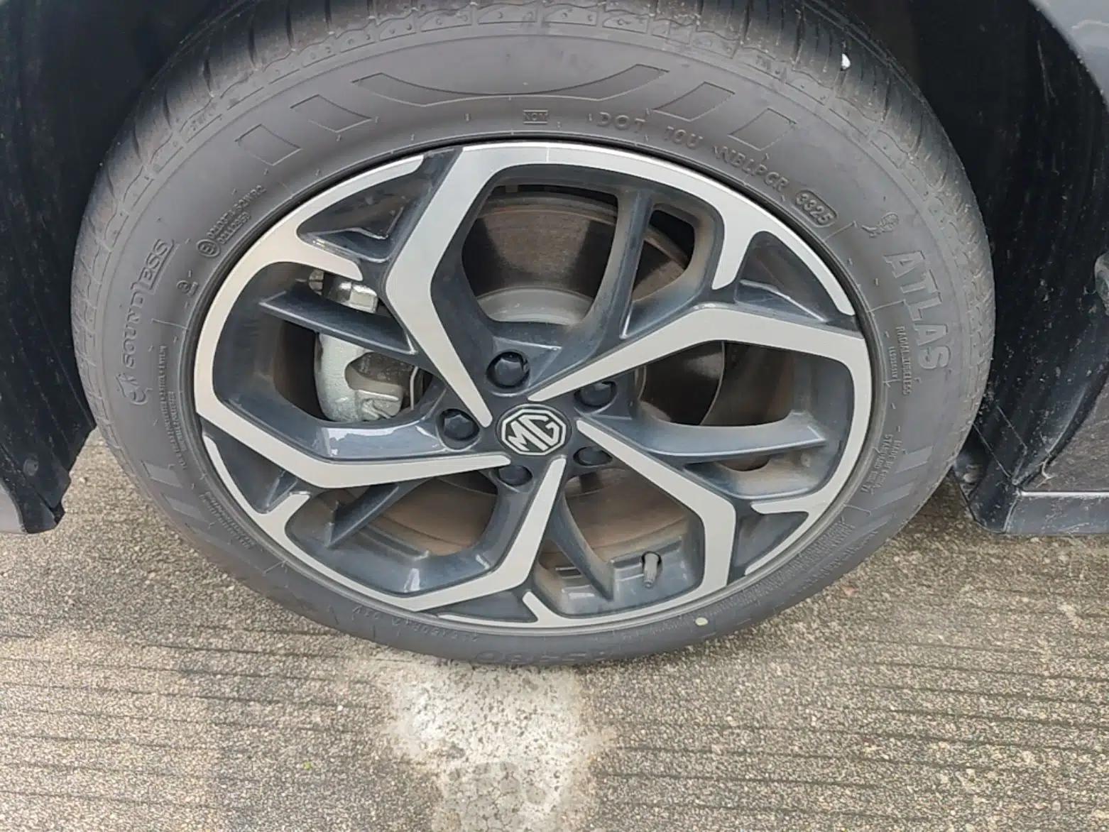 MG 5 2026 Model 300DVVT Global Flagship MAX Edition — миниатюра 10