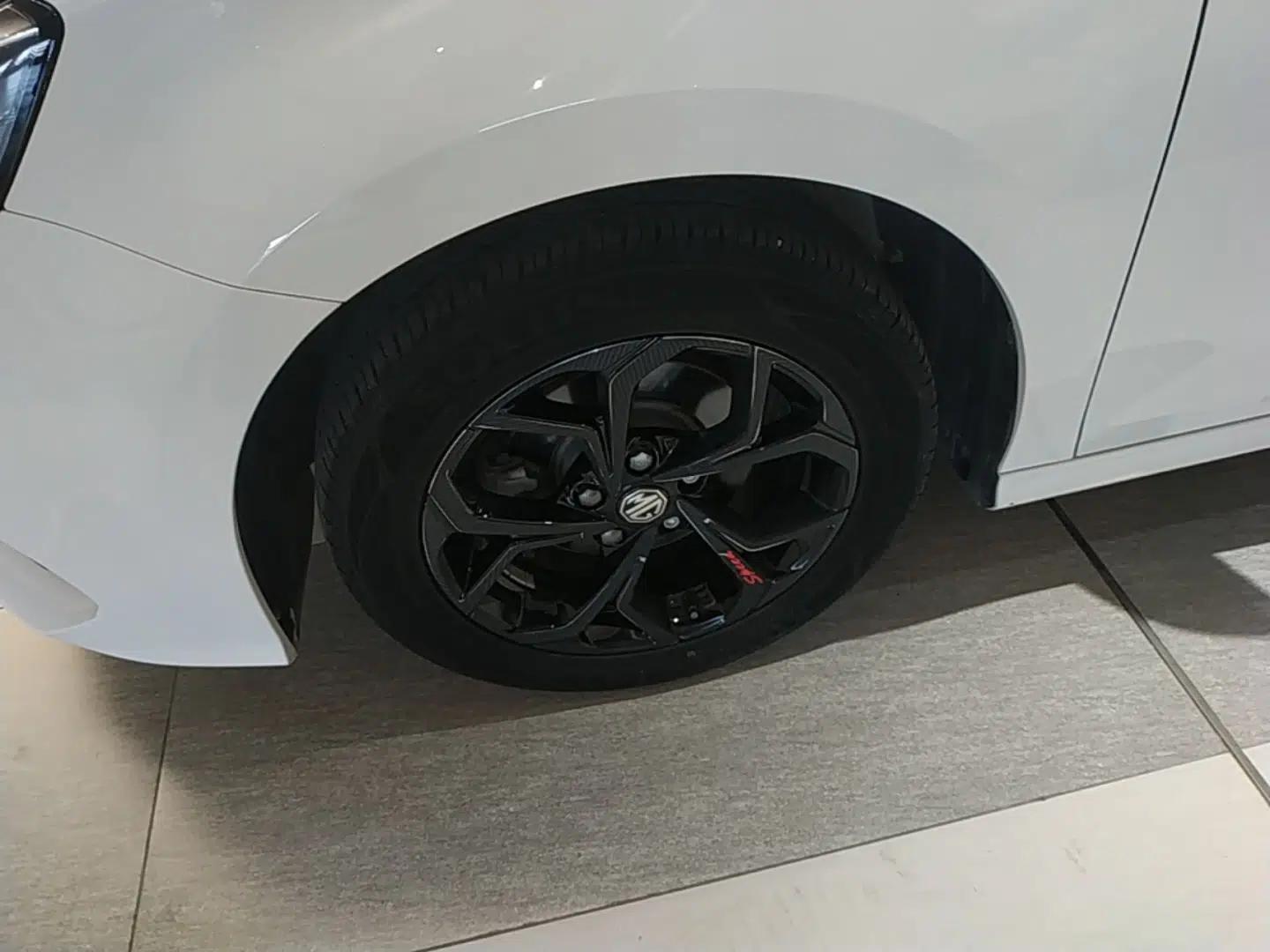 MG 5 2021 Revised Version 180 DVVT CVT Youth Luxury Edition — миниатюра 10