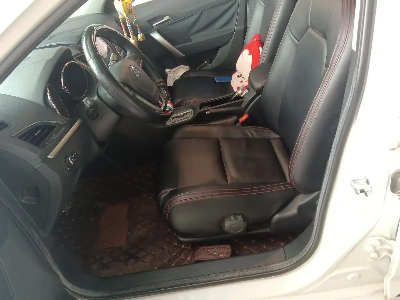 MG 5 2012 1.5L Automatic Elite Edition — миниатюра 15