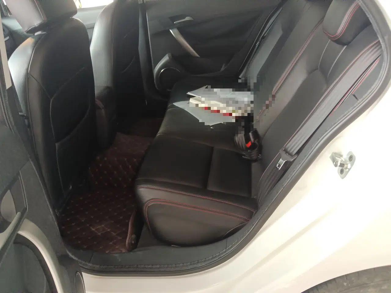 MG 5 2012 1.5L Automatic Elite Edition — миниатюра 17