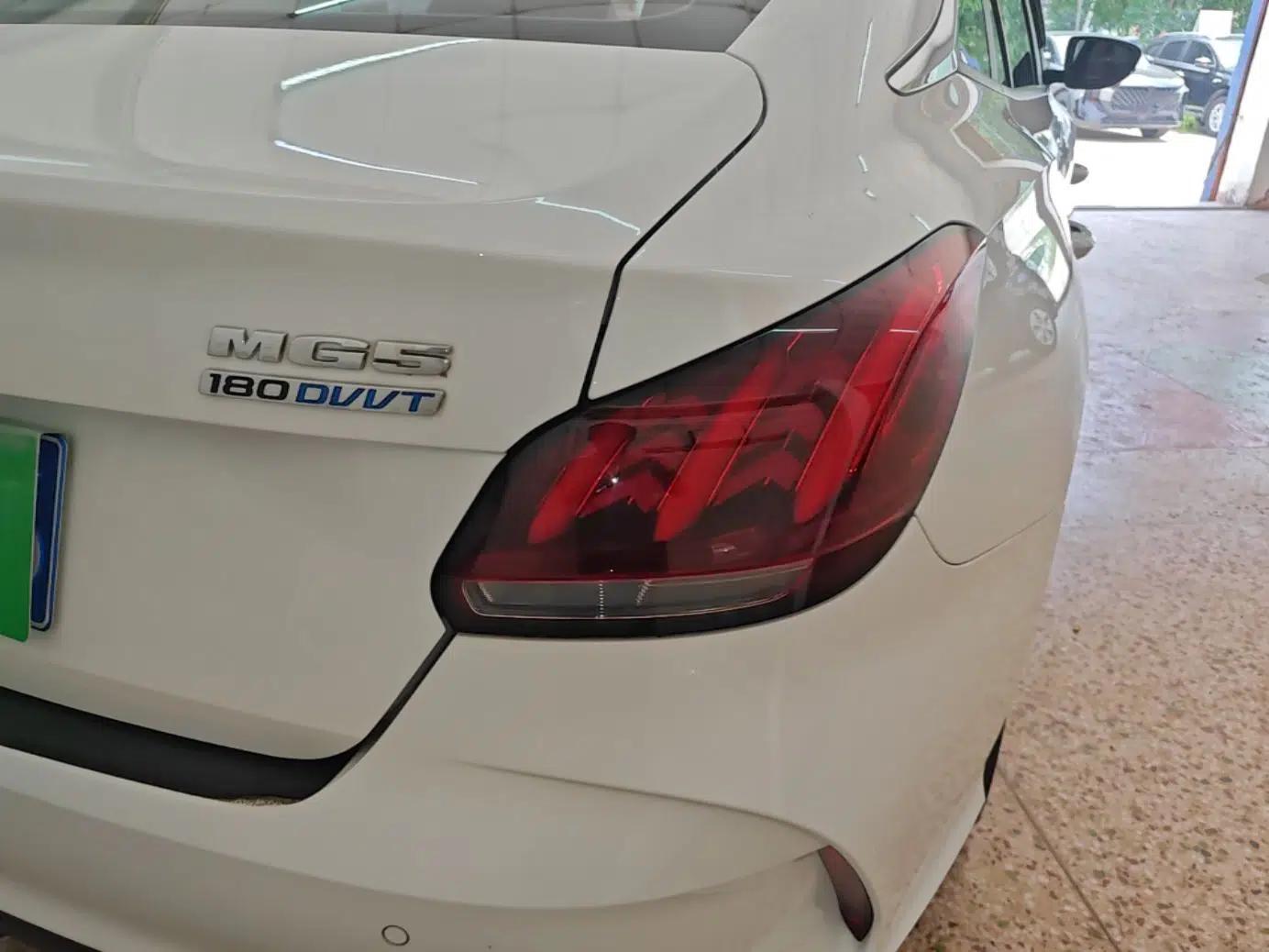 MG 5 2023 180 DVVT CVT Luxury Edition — миниатюра 9