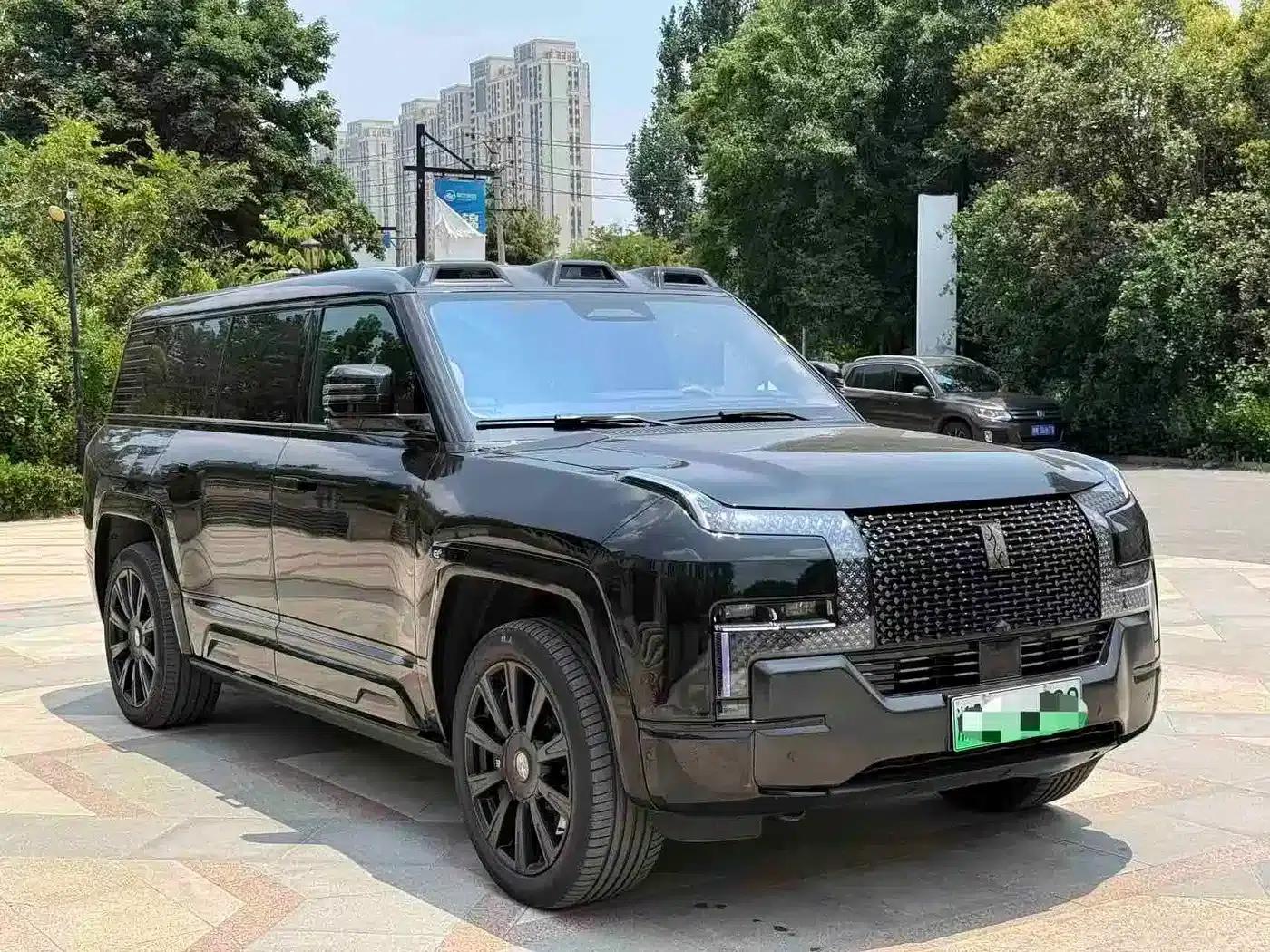 Looking up at the U8 L 2025 Dingshi Edition — миниатюра 3