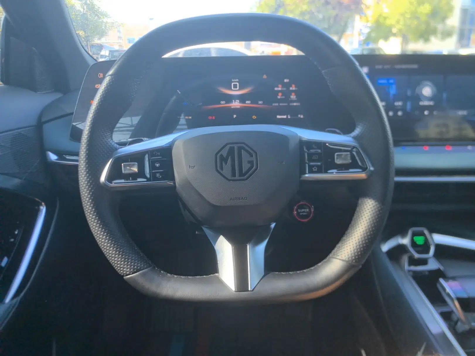 MG 7 2023 2.0T Automatic Hunter Luxury Edition — миниатюра 18
