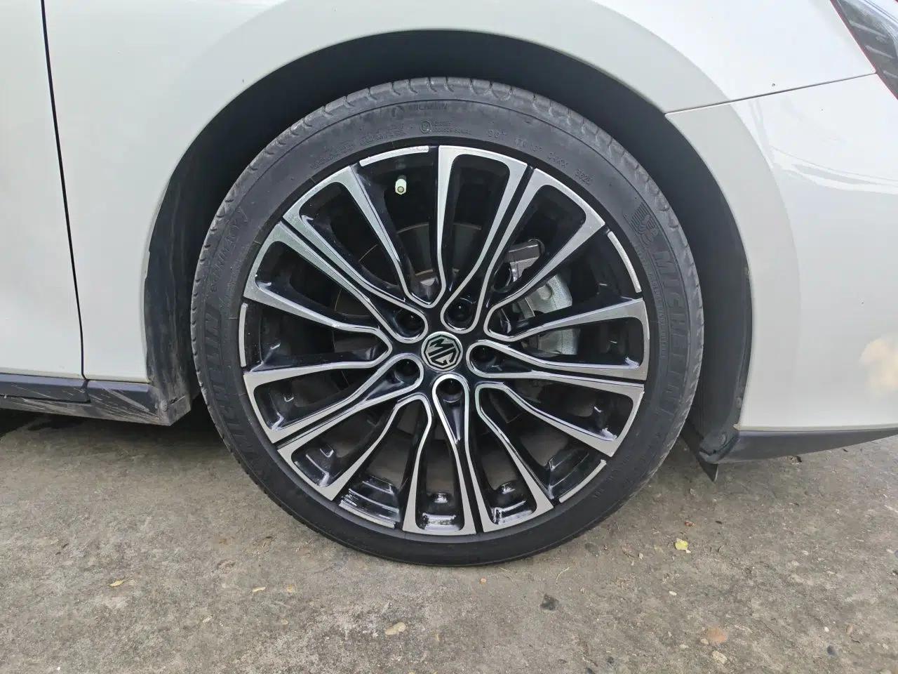 MG 7 2023 1.5T DCT Elegant & Graceful Edition — миниатюра 8