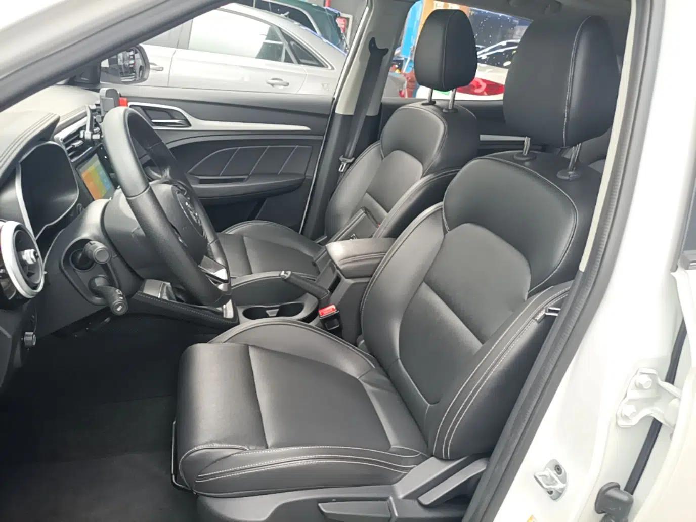 MG ZS 2017 1.5L Automatic Luxury Edition — миниатюра 17