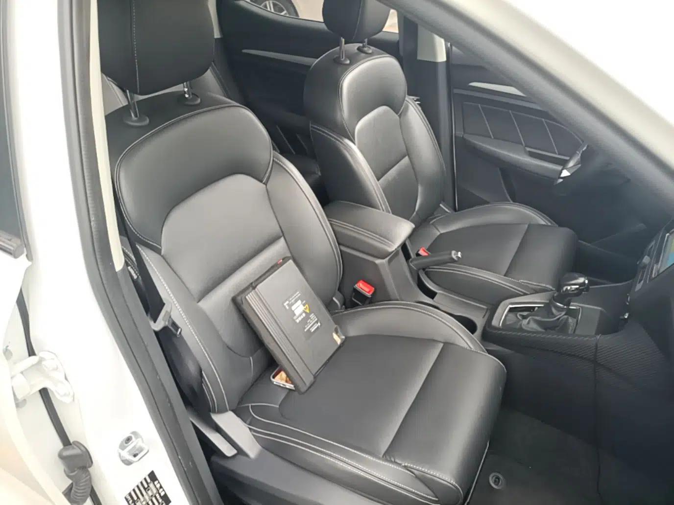 MG ZS 2017 1.5L Automatic Luxury Edition — миниатюра 19