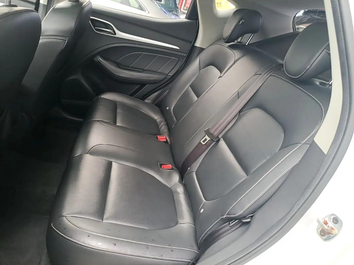 MG ZS 2017 1.5L Automatic Luxury Edition — миниатюра 20