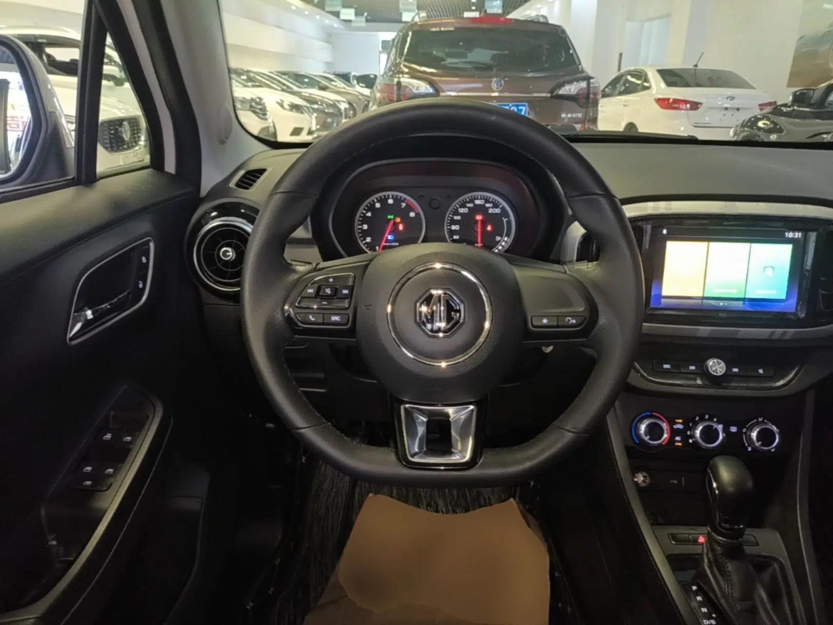 MG 3 2017 1.5L Automatic Smart Connect Elite Edition — миниатюра 13