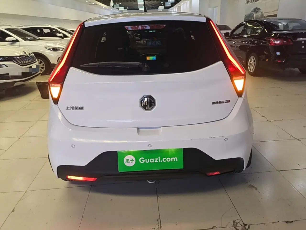MG 3 2017 1.5L Automatic Smart Connect Elite Edition — миниатюра 5