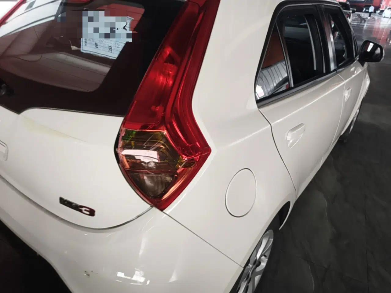 MG 3 2014 1.5L AMT Elite Edition — миниатюра 14