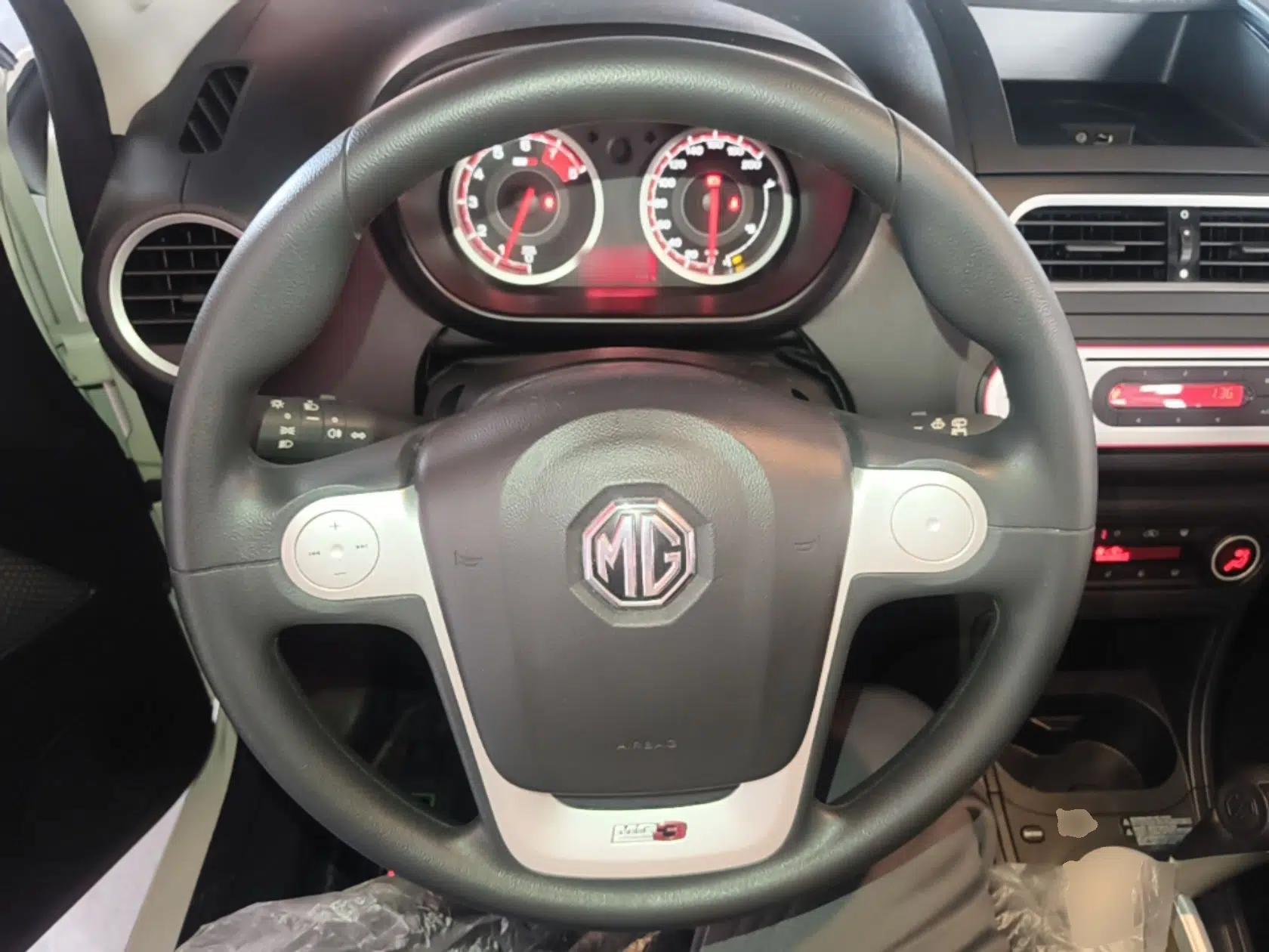 MG 3 2014 1.5L AMT Elite Edition — миниатюра 18