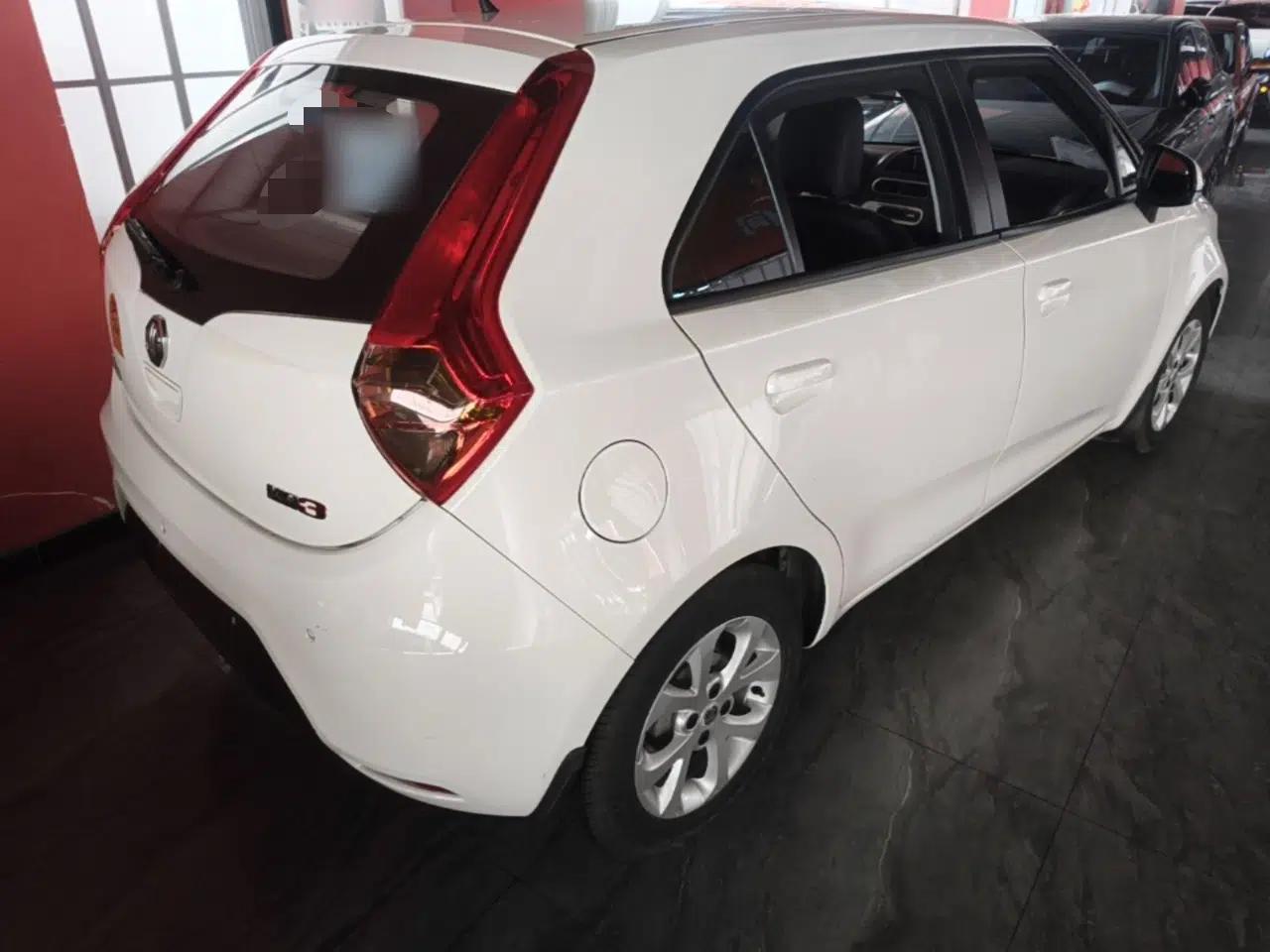 MG 3 2014 1.5L AMT Elite Edition — миниатюра 6
