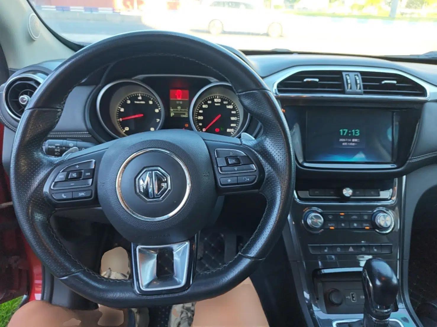 MG GS 2017 30T Automatic All-Wheel-Drive Flagship Edition — миниатюра 12