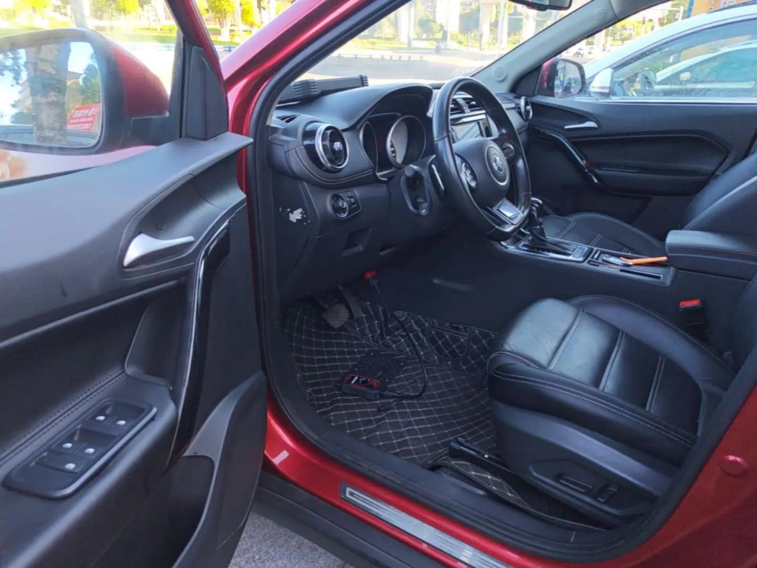 MG GS 2017 30T Automatic All-Wheel-Drive Flagship Edition — миниатюра 18